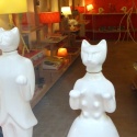 Thierry Job et Carmen Almon cr&eacute;ent.
Deux artistes qui s'exposent dans leur nouvelle boutique du vieux Bordeaux o&ugrave; se c&ocirc;toient leurs oeuvres : sculptures en r&eacute;sine ou en bronze, bijoux, luminaires, tables basses, ... de la pi&egrave;ce unique &agrave; la r&eacute;alisation en s&eacute;rie.

Pour une fois que de tr&egrave;s belles choses ne se trouvent pas qu'&agrave; New-York ou &agrave; Londres, foncez-y avant qu'ils ne deviennent trop c&eacute;l&egrave;bres...

<a href="http://lulared.com/" target="blank" style="font-variant:small-caps; color:#336699;">Notre Site WEB</a>